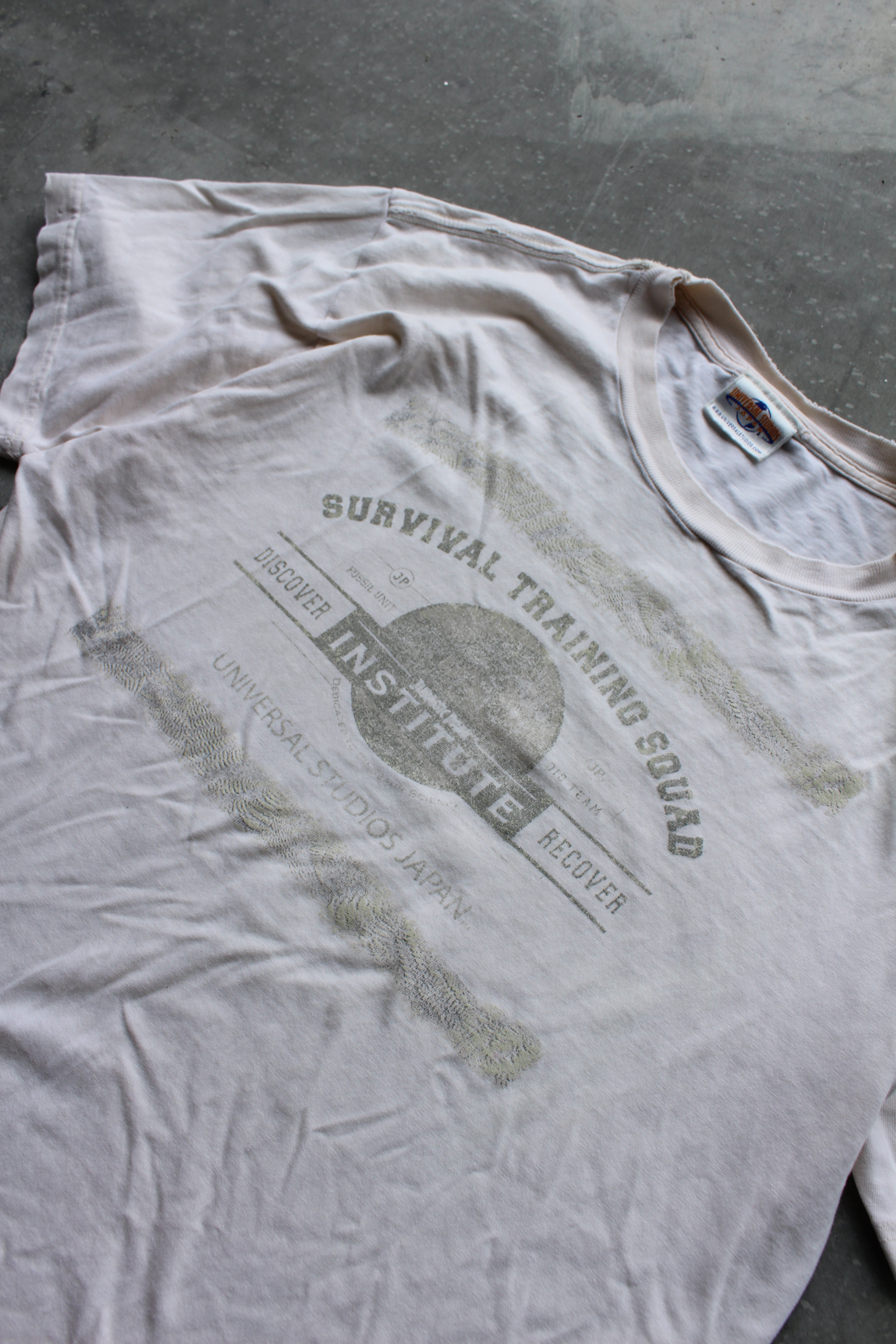 Vintage 90's Universal Studios Jurassic Park Tee - L