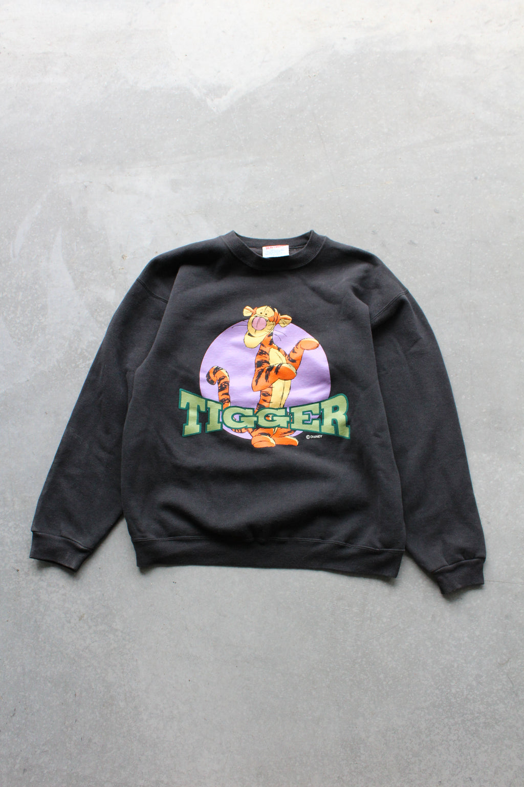 Vintage 90's Disney Tigger Sweatshirt - M