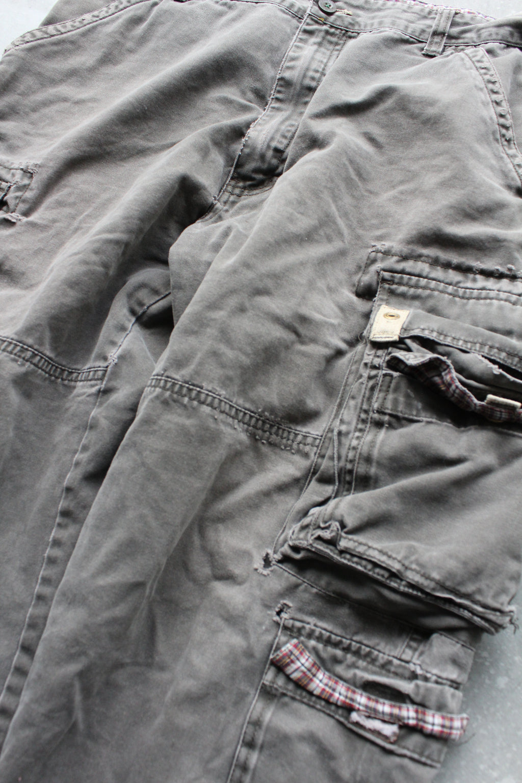 Y2K Plugg Flannel Cargo Pants - 34
