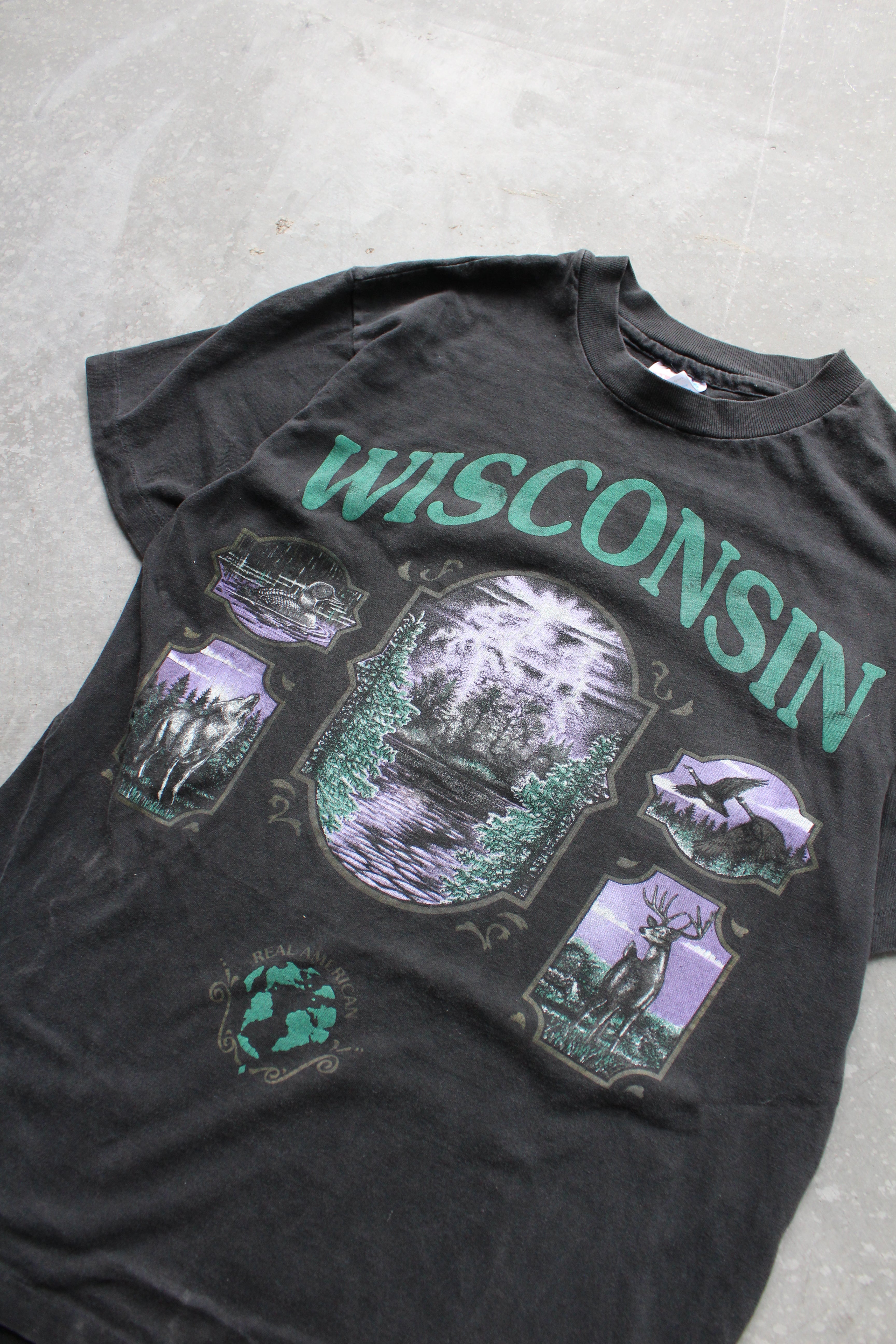 Vintage 90's Faded Wisconsin Tee - M