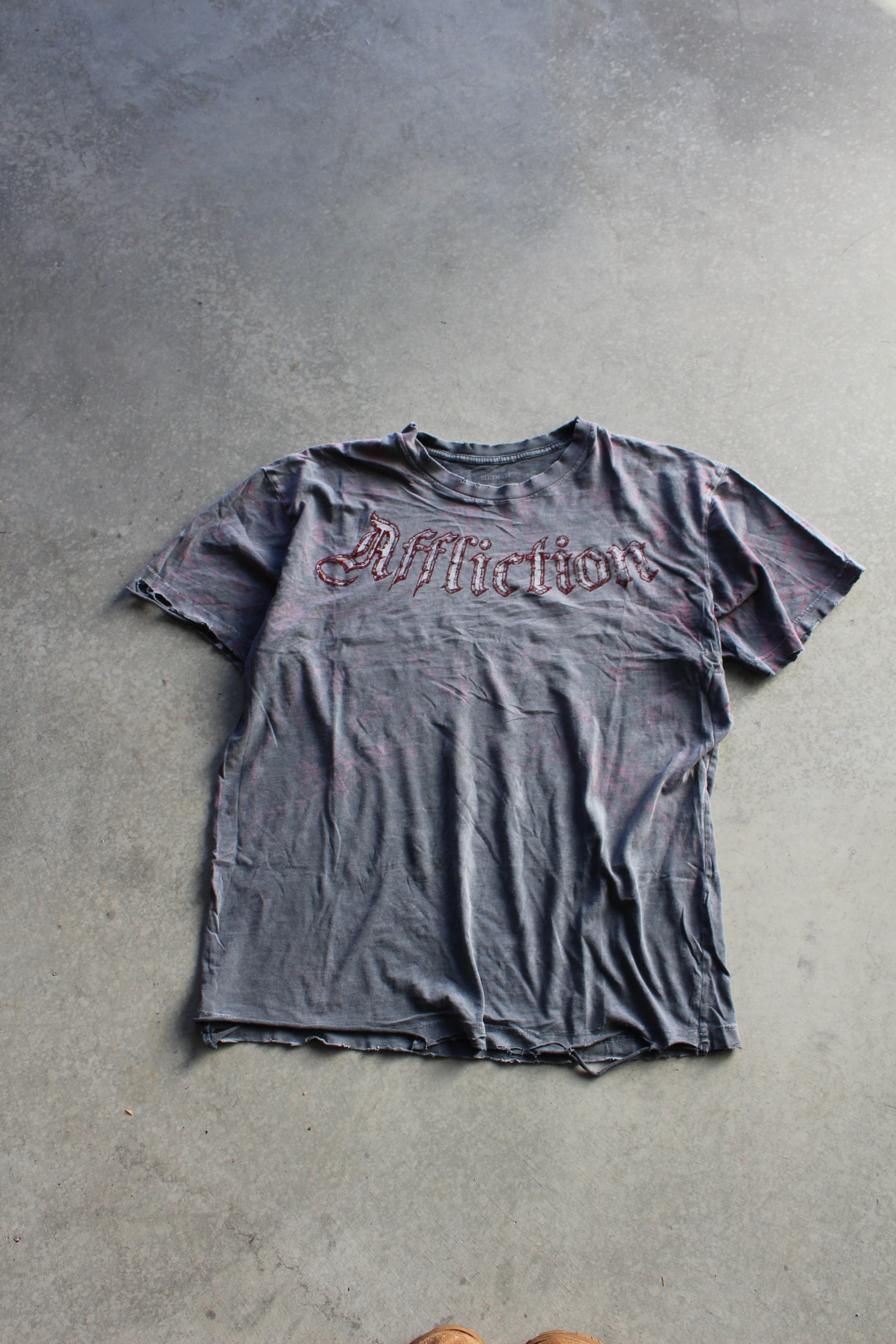 Y2K Affliction Faded Grunge Tee - L