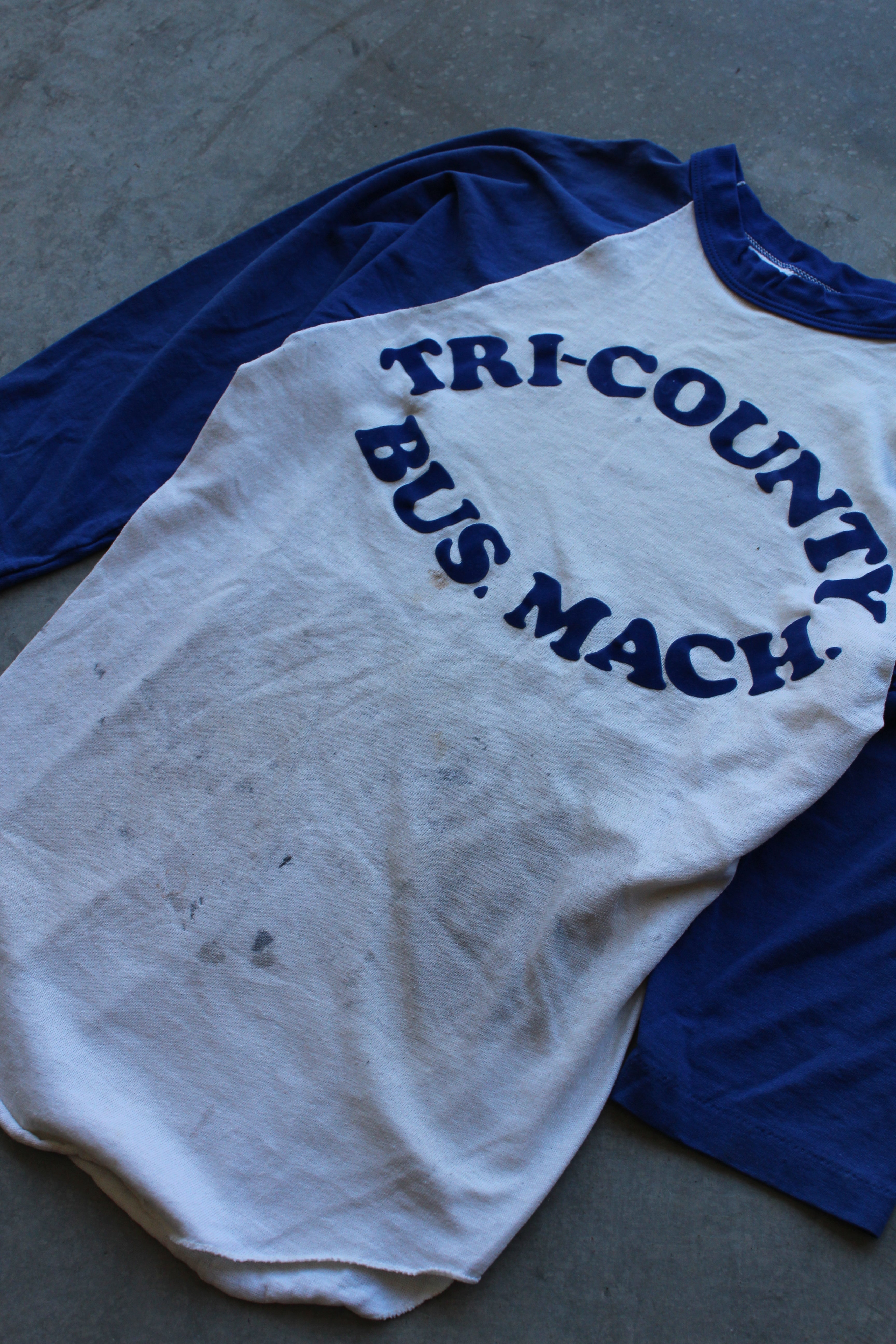 VTG 70's Bus Mach Raglan Tee - M
